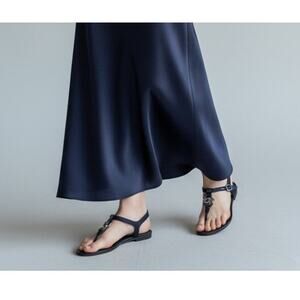 Chanel Interlocking CC Logo Navy Leather T-Strap Sandals Size 36